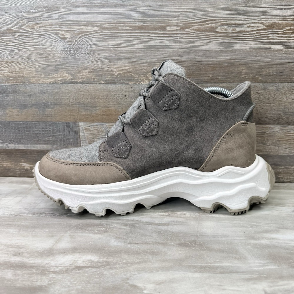 Sorel Women's 9 Grey Suede Waterproof Kinetic Breakthru Caribou Sneaker Boots